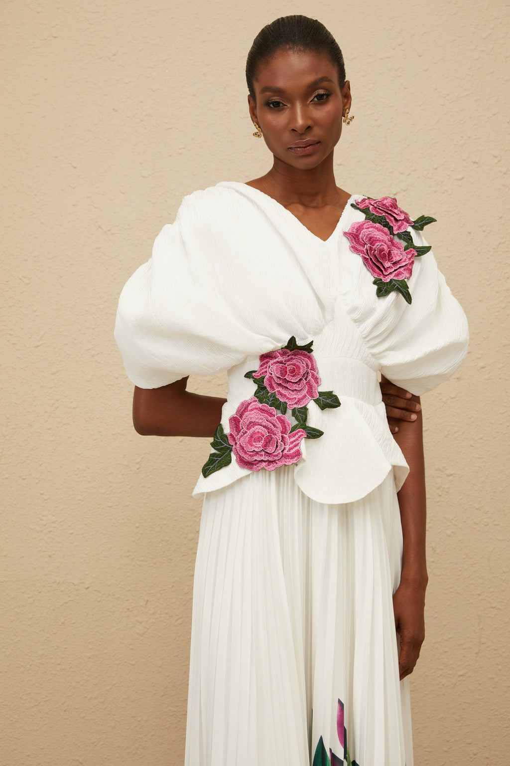Pétale White Rose Appliqué Maxi Dress