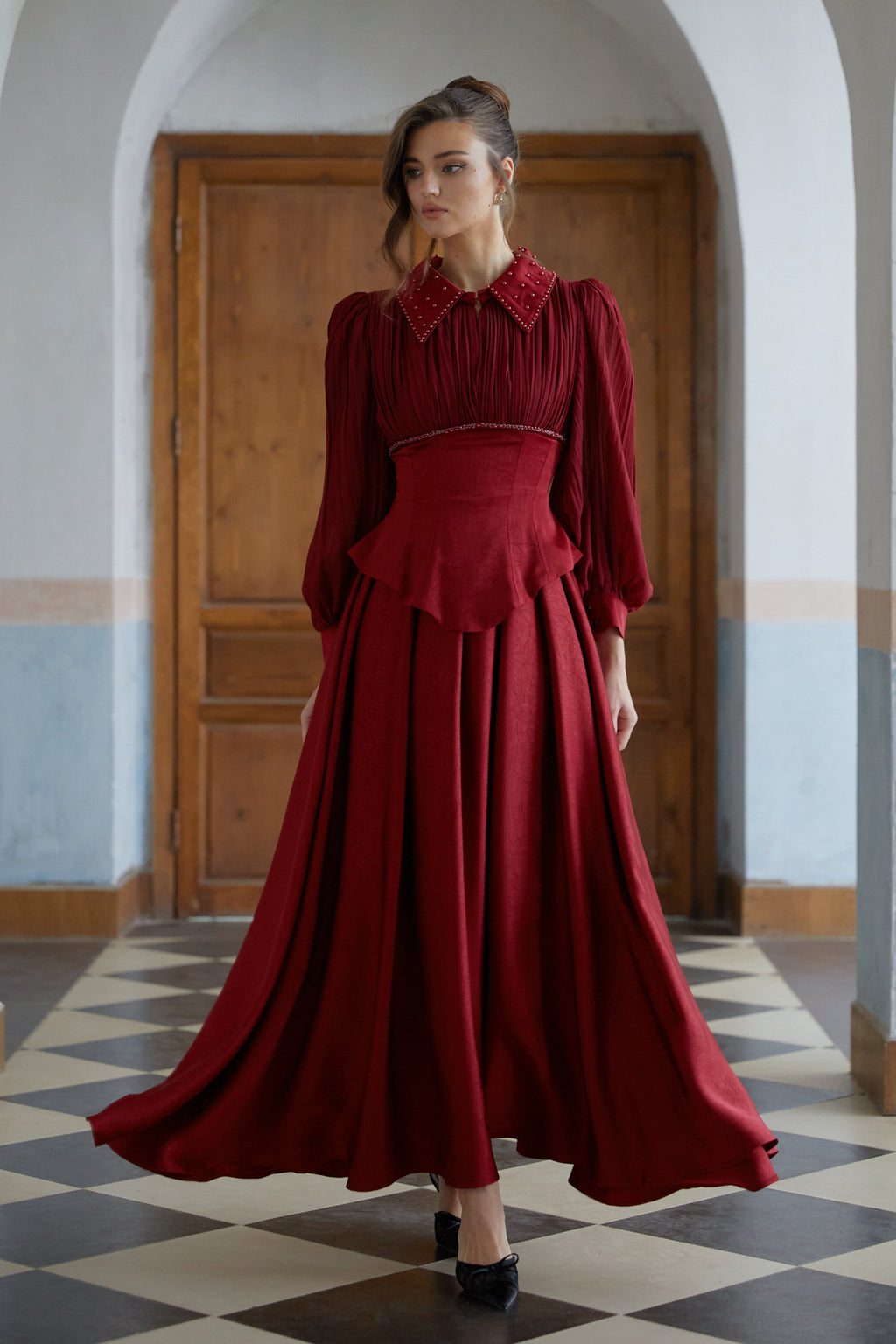 Katrín Red Beaded Pleated Textured Maxi Dress